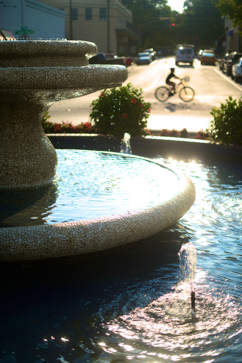 Snider Plaza fountain