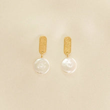 Load image into Gallery viewer, Pearl Drop Earrings
